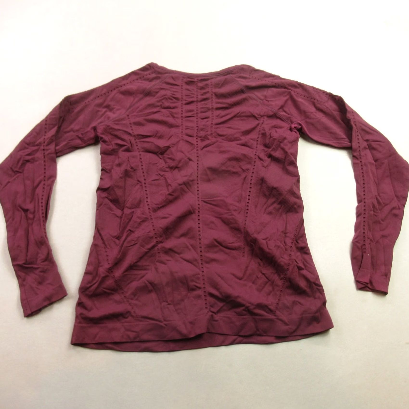 Athleta Athleta Shirt Womens Long Sleeve Crew Neck Burgundy Outdoors Casual L Red Size L / US 10 / IT 46 - 5 Thumbnail
