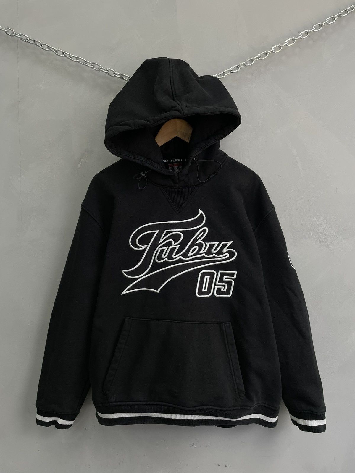Fubu Fubu big logo skater rap hoodie sk8 carhartt style Size US L / EU 52-54 / 3 - 1 Thumbnail