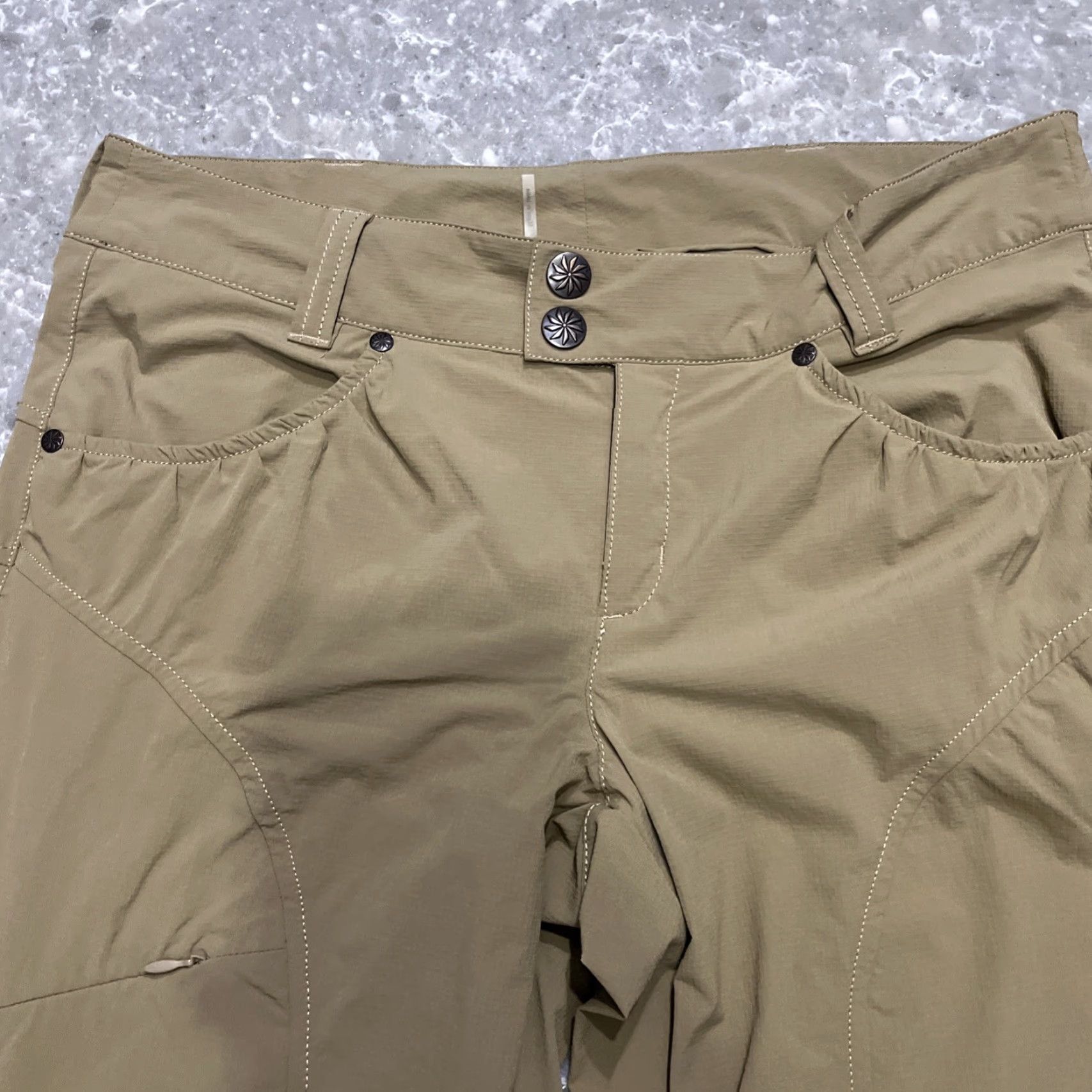 Athleta ATHLETA Pants Hike Women 12 Zip Pockets Drawcord Ankle Nylon Spandex Brown 32x32 Moisture Wicking Wind Resistant Pockets Athleisure Hiking 12 Size 24" / US 00 / IT 34 - 3 Thumbnail