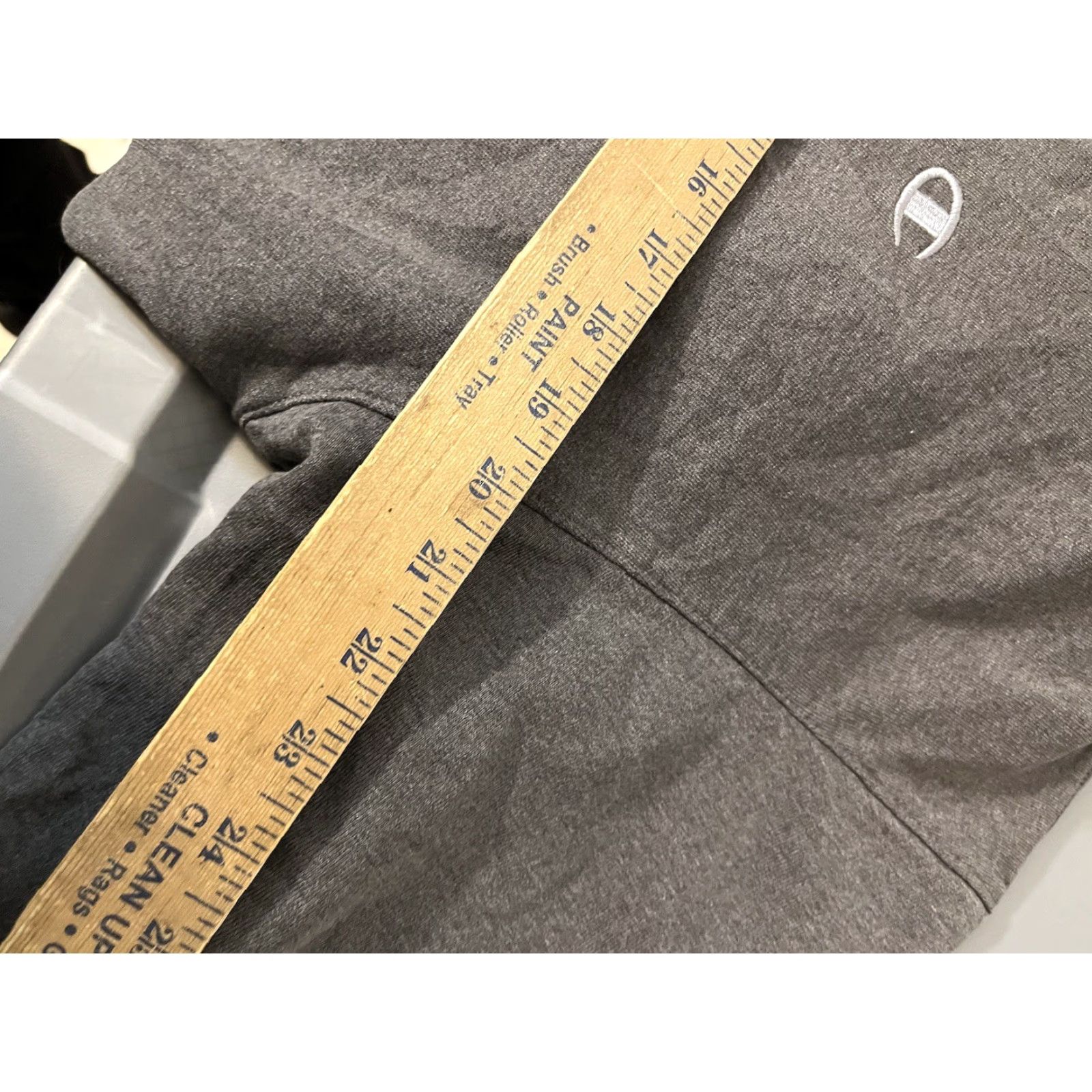 Champion Champion Hoodie Mens M Gray Logo Embroidered Hooded Pullover Shirt Size US M / EU 48-50 / 2 - 5 Thumbnail