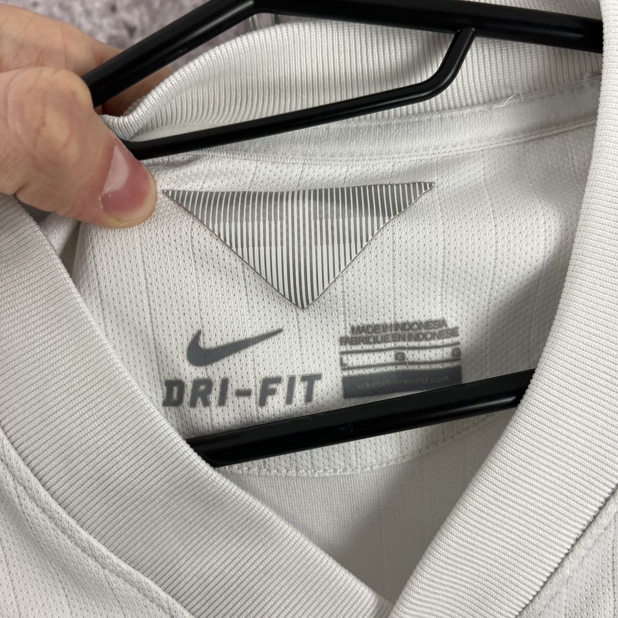 Nike Nike England National Team 2014/15 Home Jersey Size L Size US L / EU 52-54 / 3 - 9 Thumbnail