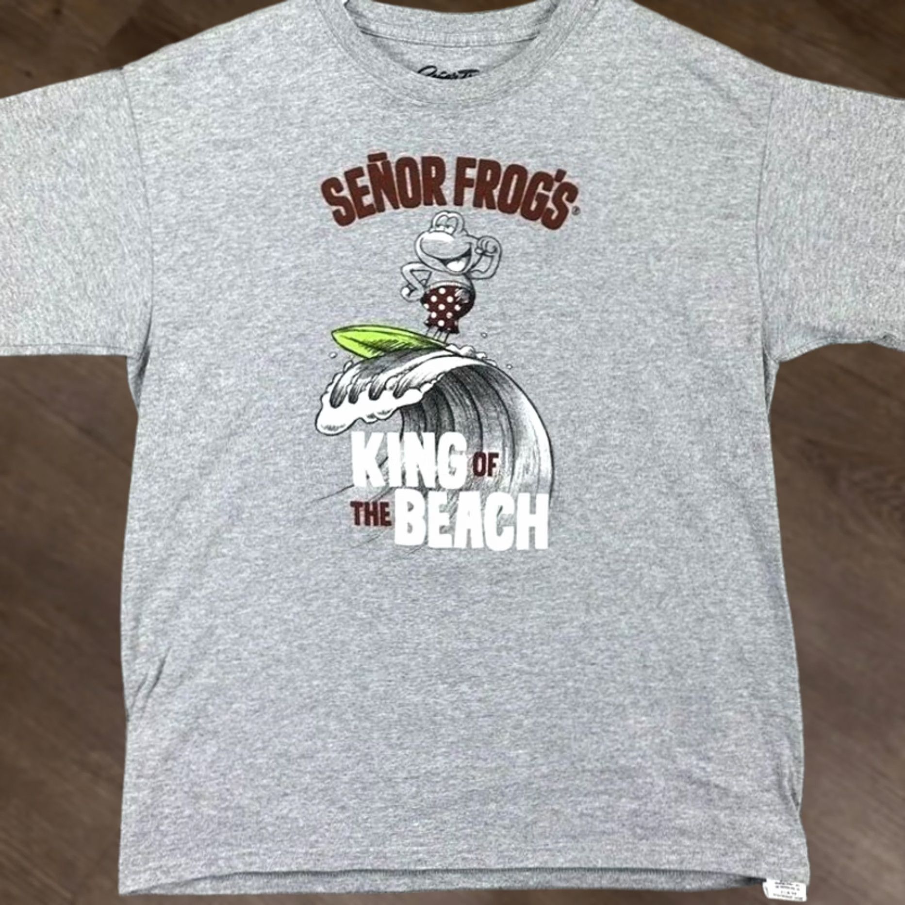 Vintage Senior Frogs T-Shirt Mens L Gray Graphic Print Short Sleeve Tee Casual EUC Size US L / EU 52-54 / 3 - 1 Thumbnail