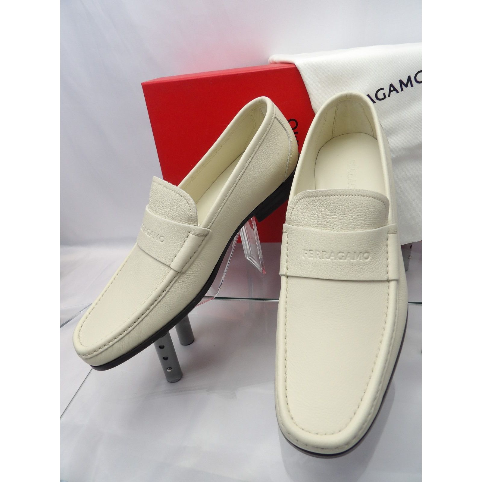 Salvatore Ferragamo FERRAGAMO DUPONT OFF WHITE LEATHER LOGO LOAFERS 11.5 EE ITAL Size US 12.5 / EU 45-46 - 4 Thumbnail