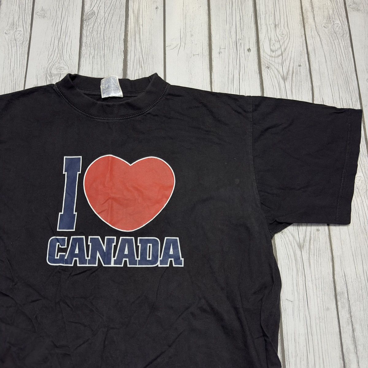 Vintage Vintage I Heart Canada tee Size US L / EU 52-54 / 3 - 3 Thumbnail