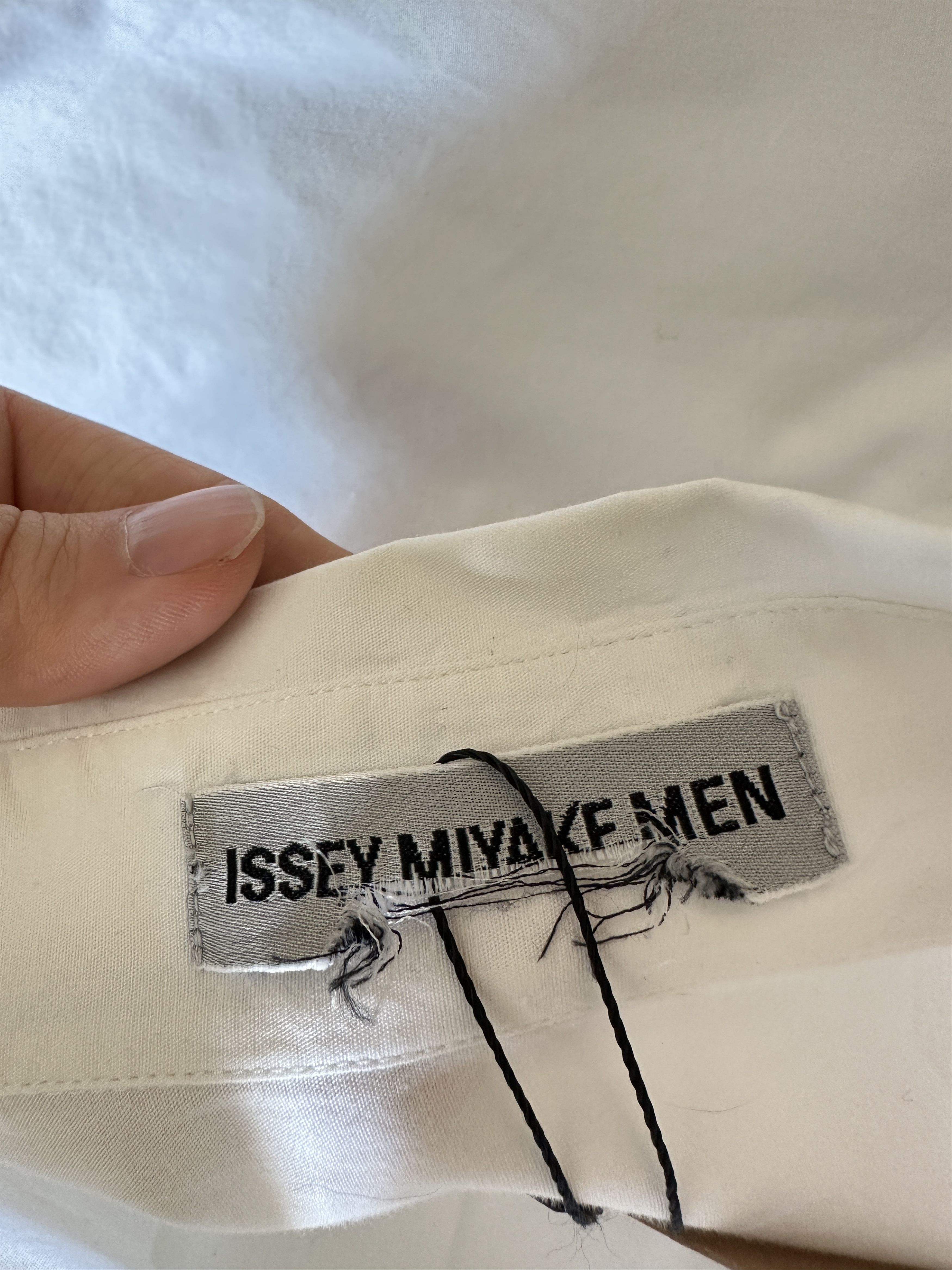 Issey Miyake Issey Miyake Button Up Shirt Size US XL / EU 56 / 4 - 6 Thumbnail