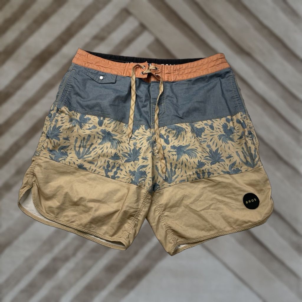 Howler Brothers Howler Bros Shorts Mens 34 Board Shorts Multicolor Animal Print Surf Tropical Rooster Cactus Swim Trunks Size US 34 / EU 50 - 1 Thumbnail