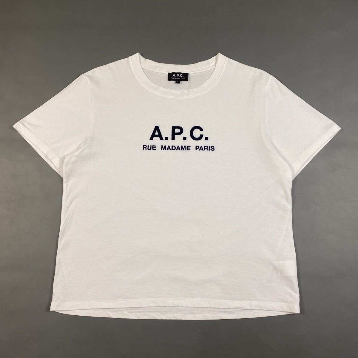 A.P.C. A.P.C Rue Madame Paris Embroidery Spell out Tee Size L / US 10 / IT 46 - 1 Thumbnail