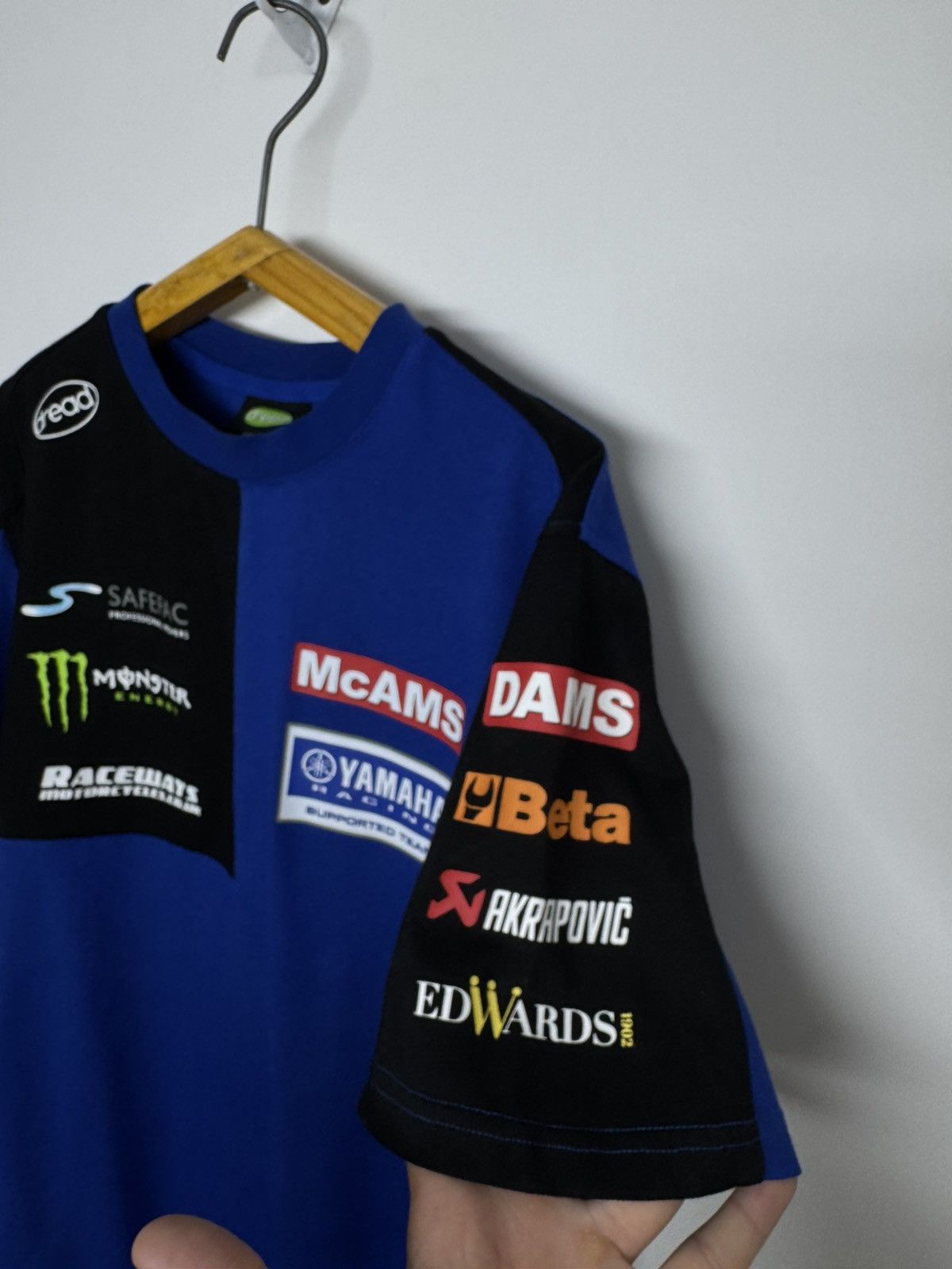 Yamaha Vintage Y2k Yamaha Mcams British Superbikes Team T Shirt Size US S / EU 44-46 / 1 - 6 Thumbnail