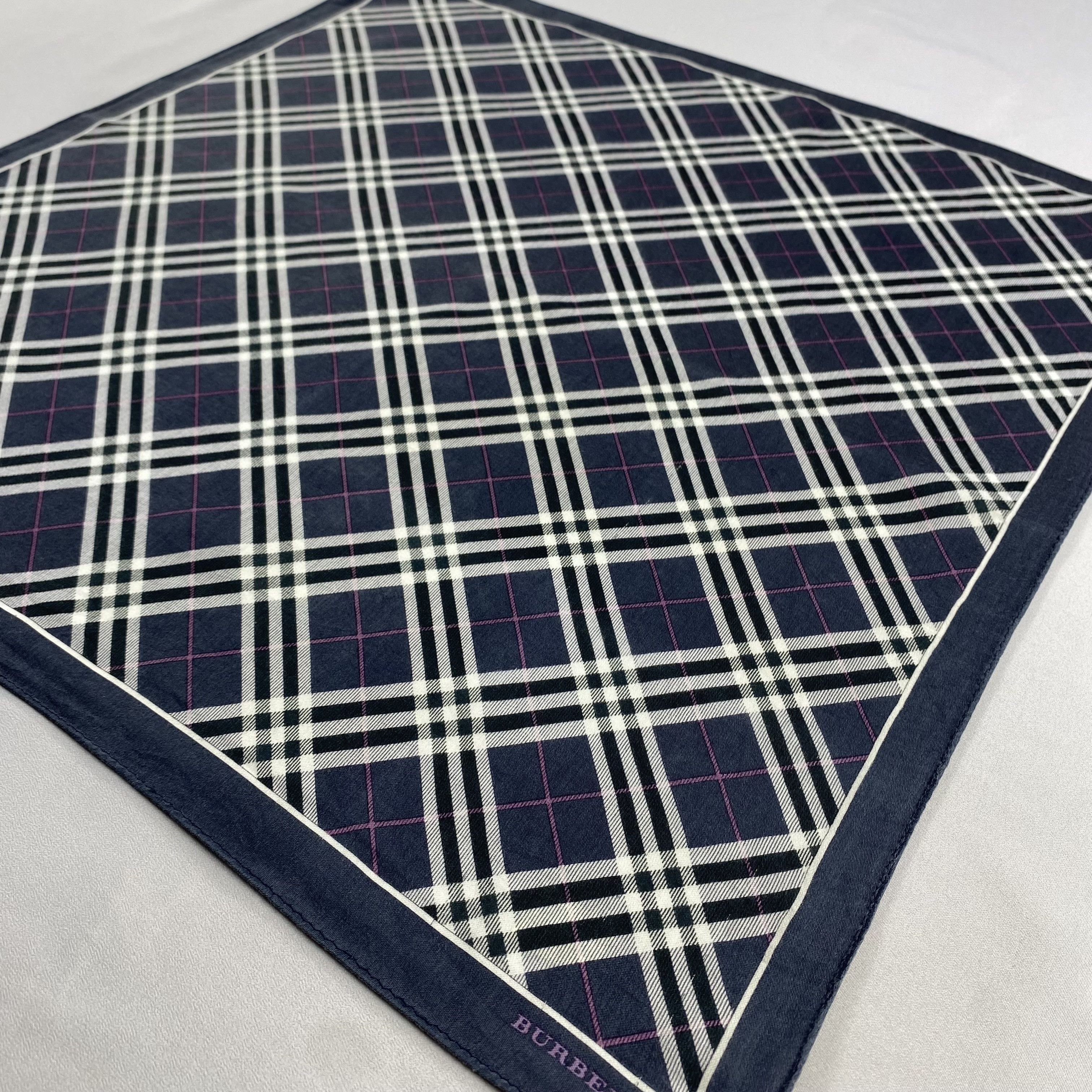 Burberry × Vintage Burberry Handkerchief / Neckerchief / Bandana-P1210 Size ONE SIZE - 2 Thumbnail