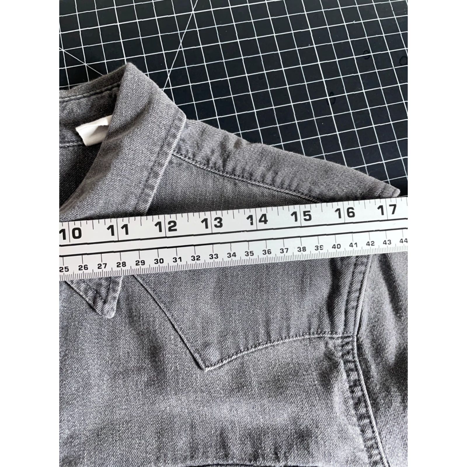 Levi's Levi's Denim Western Shirt Men Medium Gray Pearl Snap Buttons Casual Workwear 90s Grunge Western Button-Up Regular Fit Size US M / EU 48-50 / 2 - 7 Thumbnail