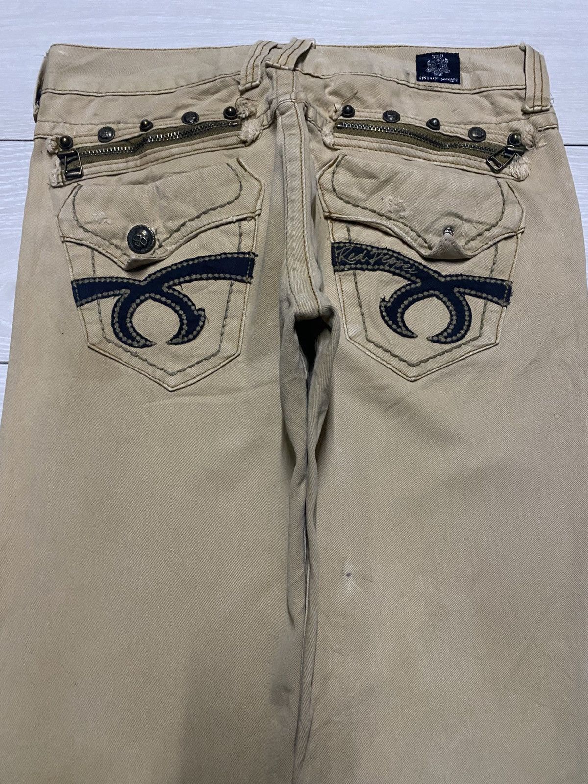 Japanese Brand Red Pepper Avantgarde Skull Button Distressed Loose Jeans Size US 33 - 3 Thumbnail
