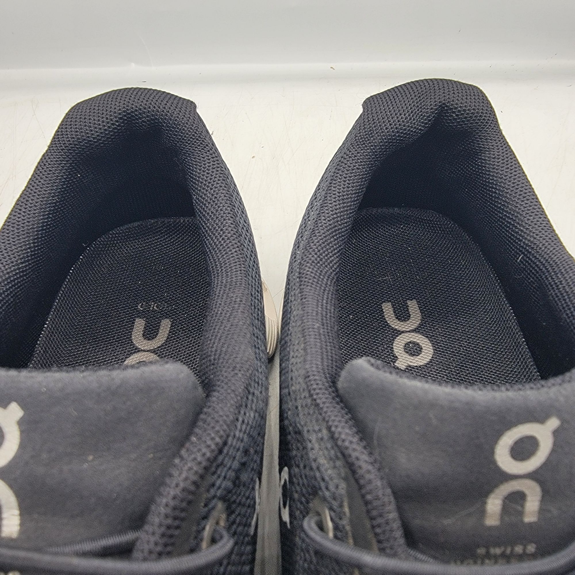 On On Cloud 5 Womens 8 Black Shoes Athletic Outdoors Walking Li Size US 8 / IT 38 - 5 Thumbnail