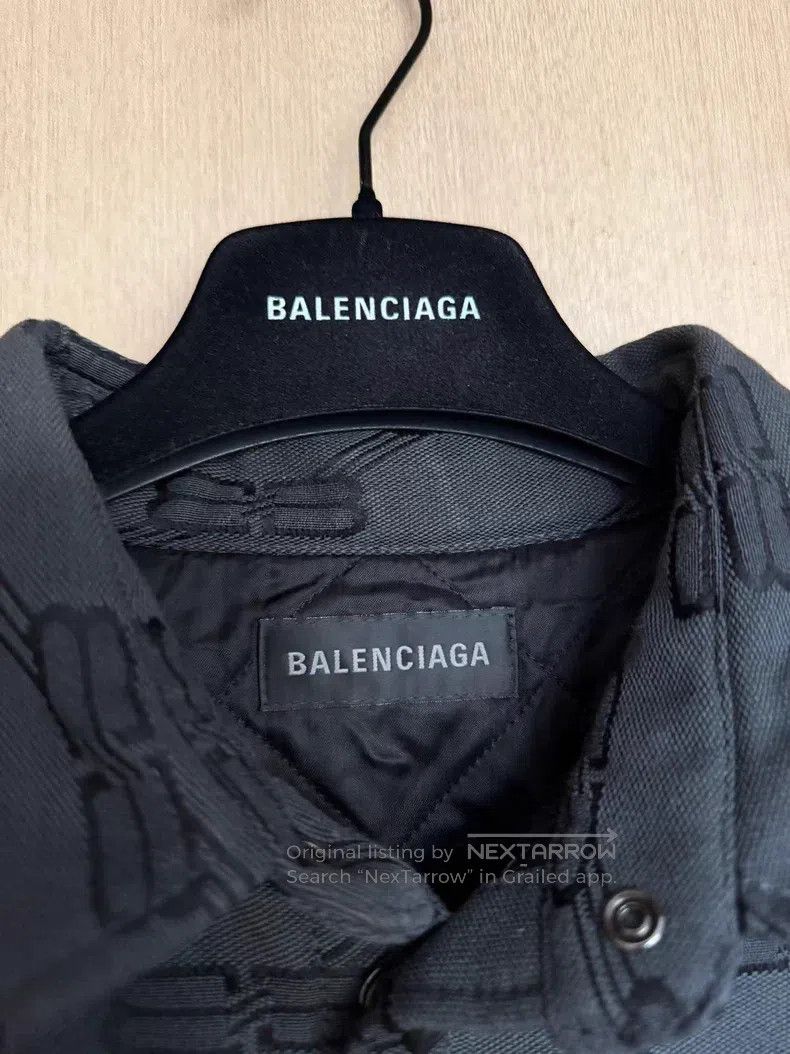 Balenciaga Balenciaga Fully printed black and gray snap button cotton Size US L / EU 52-54 / 3 - 3 Thumbnail
