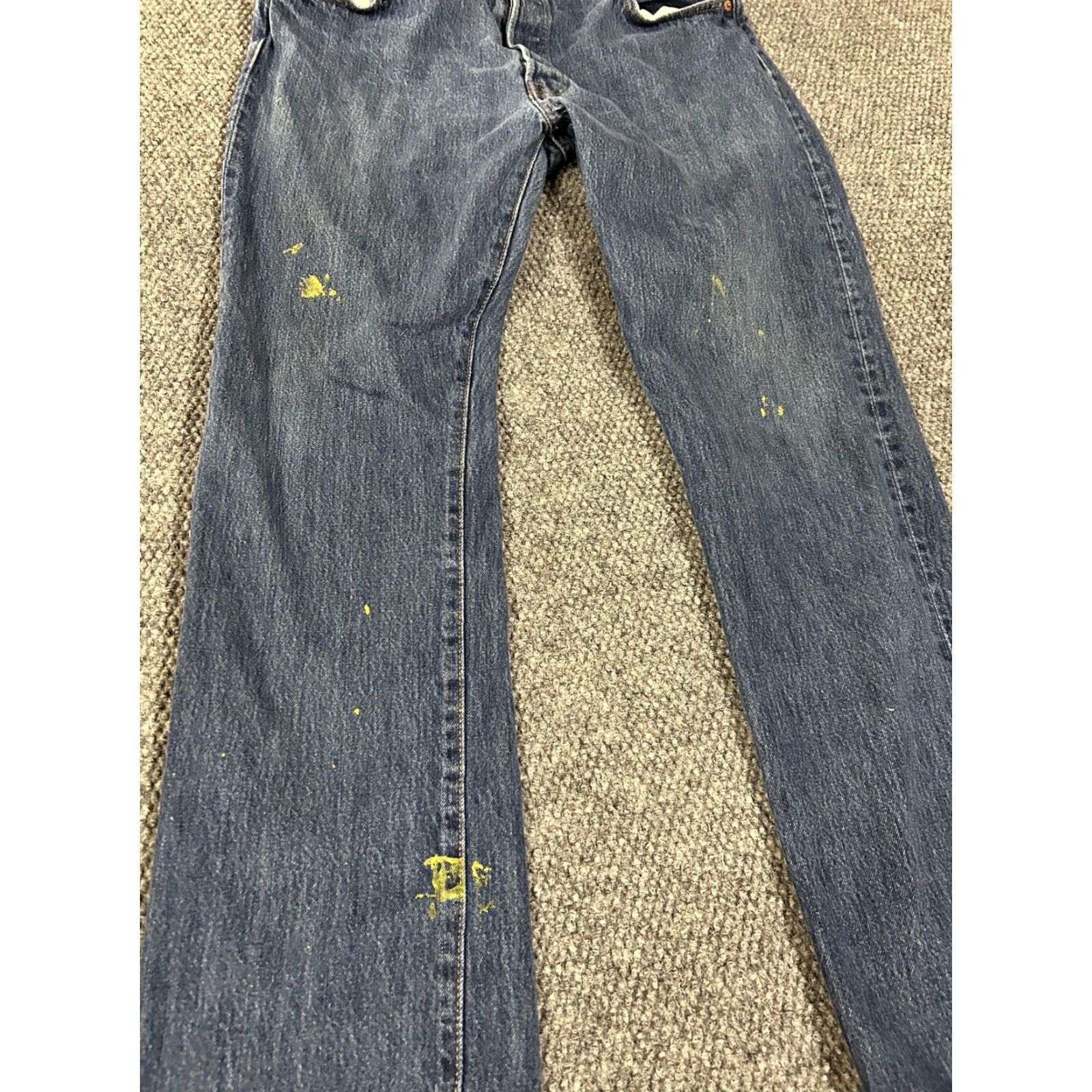 Levi's VINTAGE Levis 501 Jeans Mens 36x34 Blue Straight Leg Button Fly Denim Paint Splatter Size US 36 / EU 52 - 4 Thumbnail