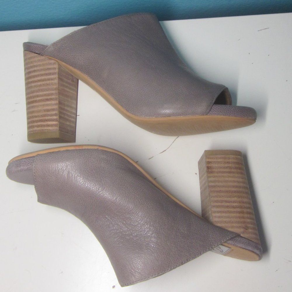 Jeffrey Campbell Vintage by Jeffery Campbell Leather Slides Size 7 Size US 7 / IT 37 - 1 Thumbnail