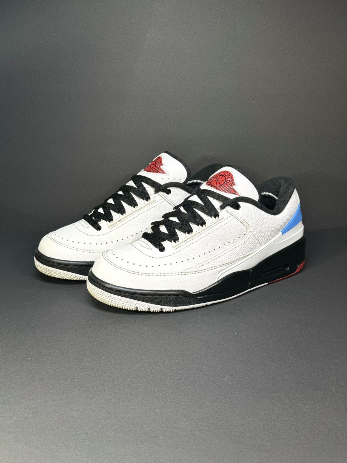 Jordan Brand Air Jordan Retro 2/3 UNC To Chicago Size US 9.5 / EU 42-43 - 2 Thumbnail