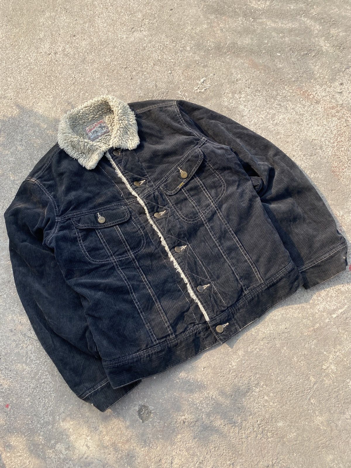 Lee × Vintage Vintage Lee Washed Denim Furr jacket Size US S / EU 44-46 / 1 - 1 Thumbnail