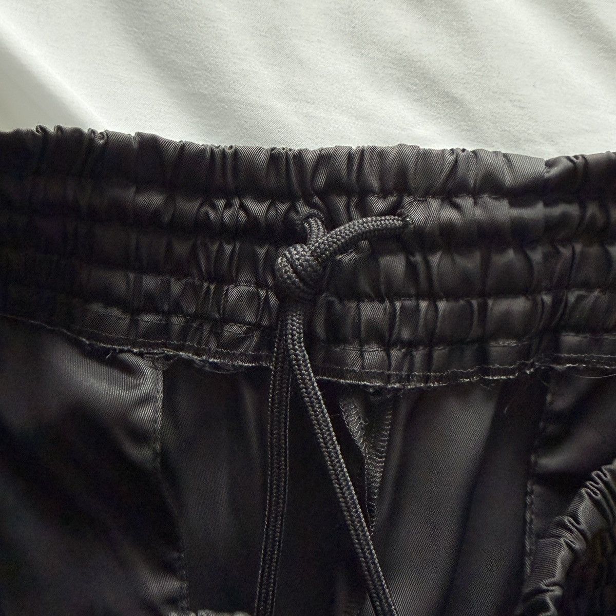 Prada PRADA Nylon Bermuda Shorts with White Piping Size 27" / US 4 / IT 40 - 6 Thumbnail