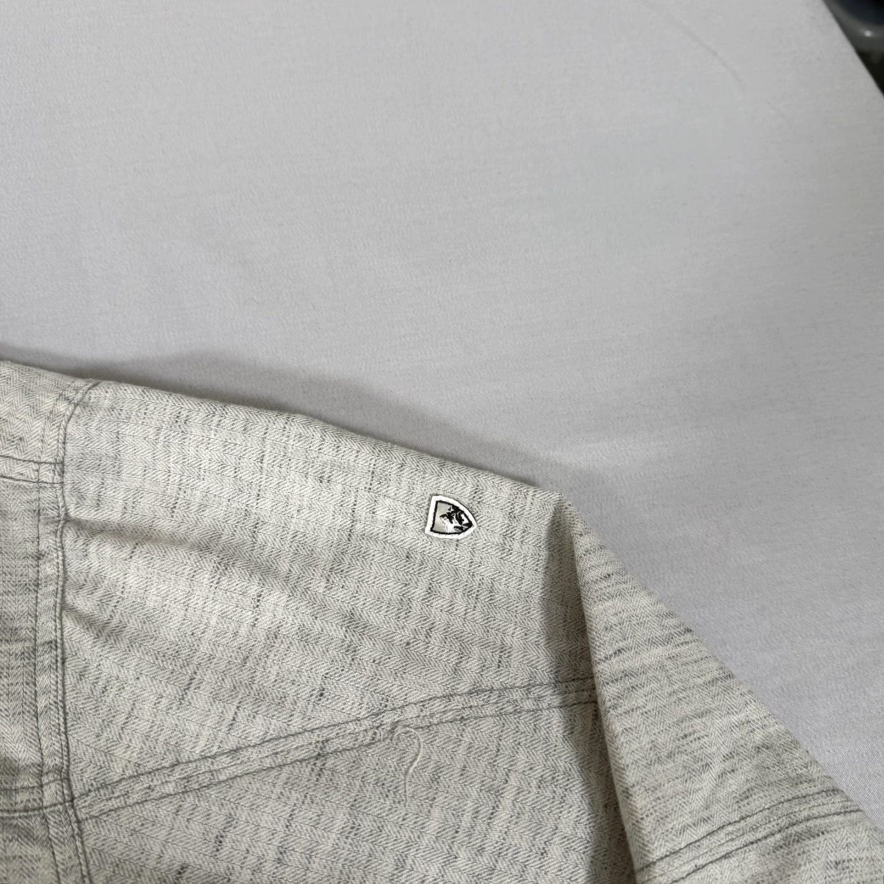 Vintage Kuhl Mens Button-Up Shirt XL Gray Heather Linen Cotton Polyester Long Sleeve Hike Pockets Reg Regular Brand: Kuhl Size US XL / EU 56 / 4 - 3 Thumbnail