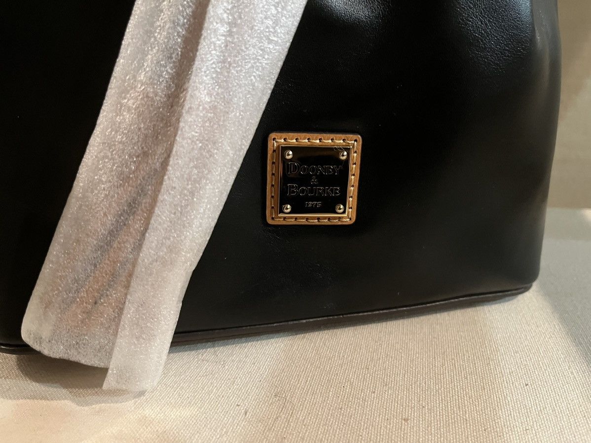 Dooney & Bourke Dooney & Bourke “Wexford Tasha” Leather Shoulder Bag Size ONE SIZE - 5 Thumbnail