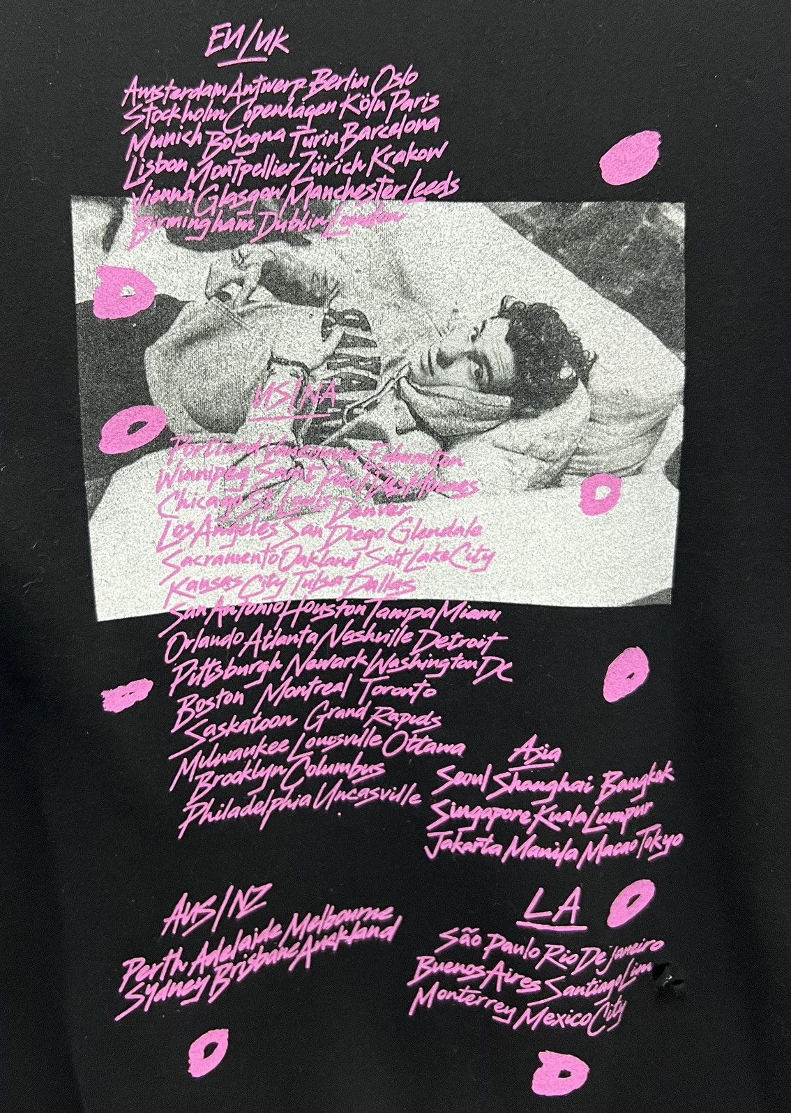 Band Tees SHAWN MENDES THE TOUR HOODIE Size US L / EU 52-54 / 3 - 4 Thumbnail