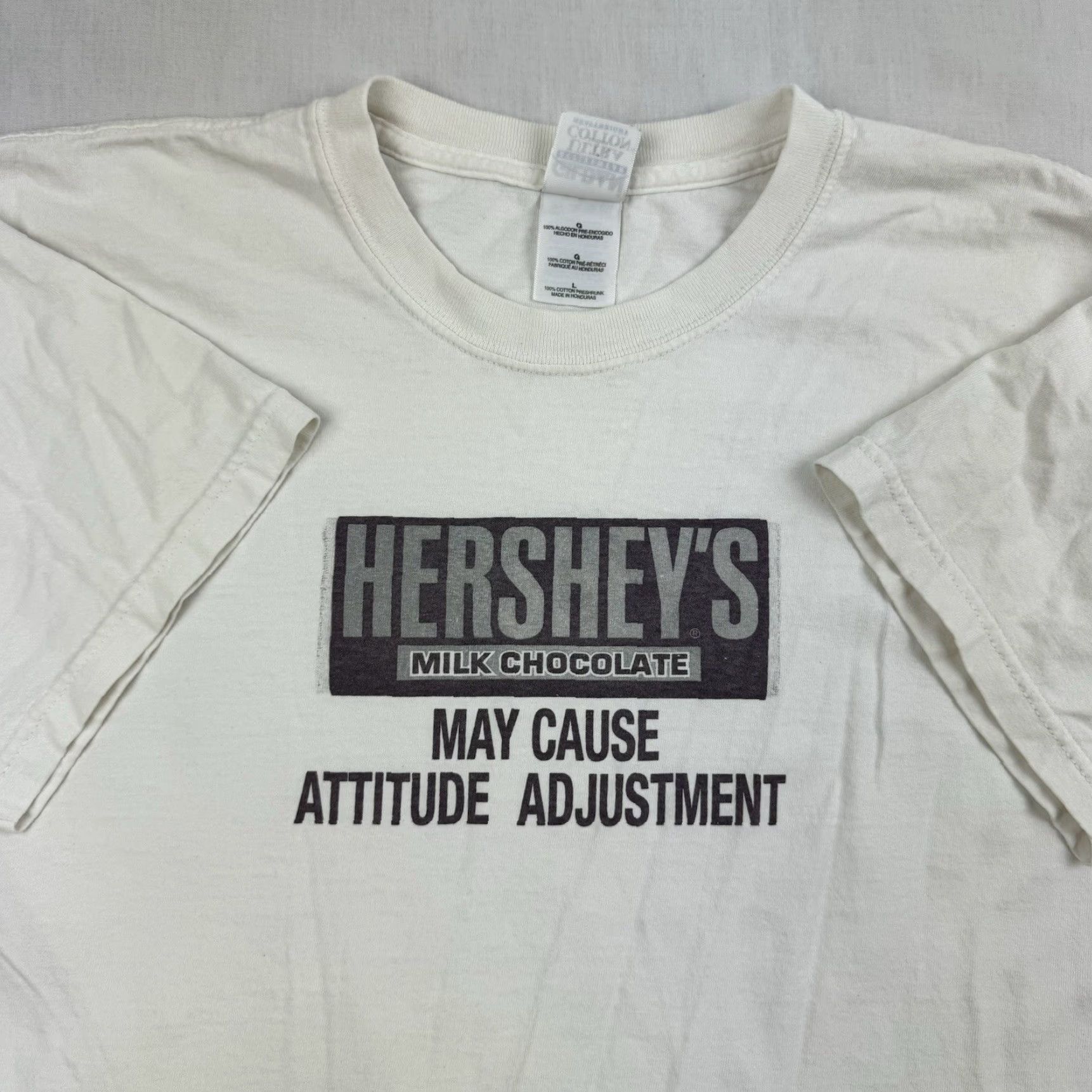 Gildan VINTAGE Herseys Chocolate T Shirt Adult Large White Funny Attitude Adjustment Shirt Mens 90s Y2K Size US L / EU 52-54 / 3 - 2 Thumbnail