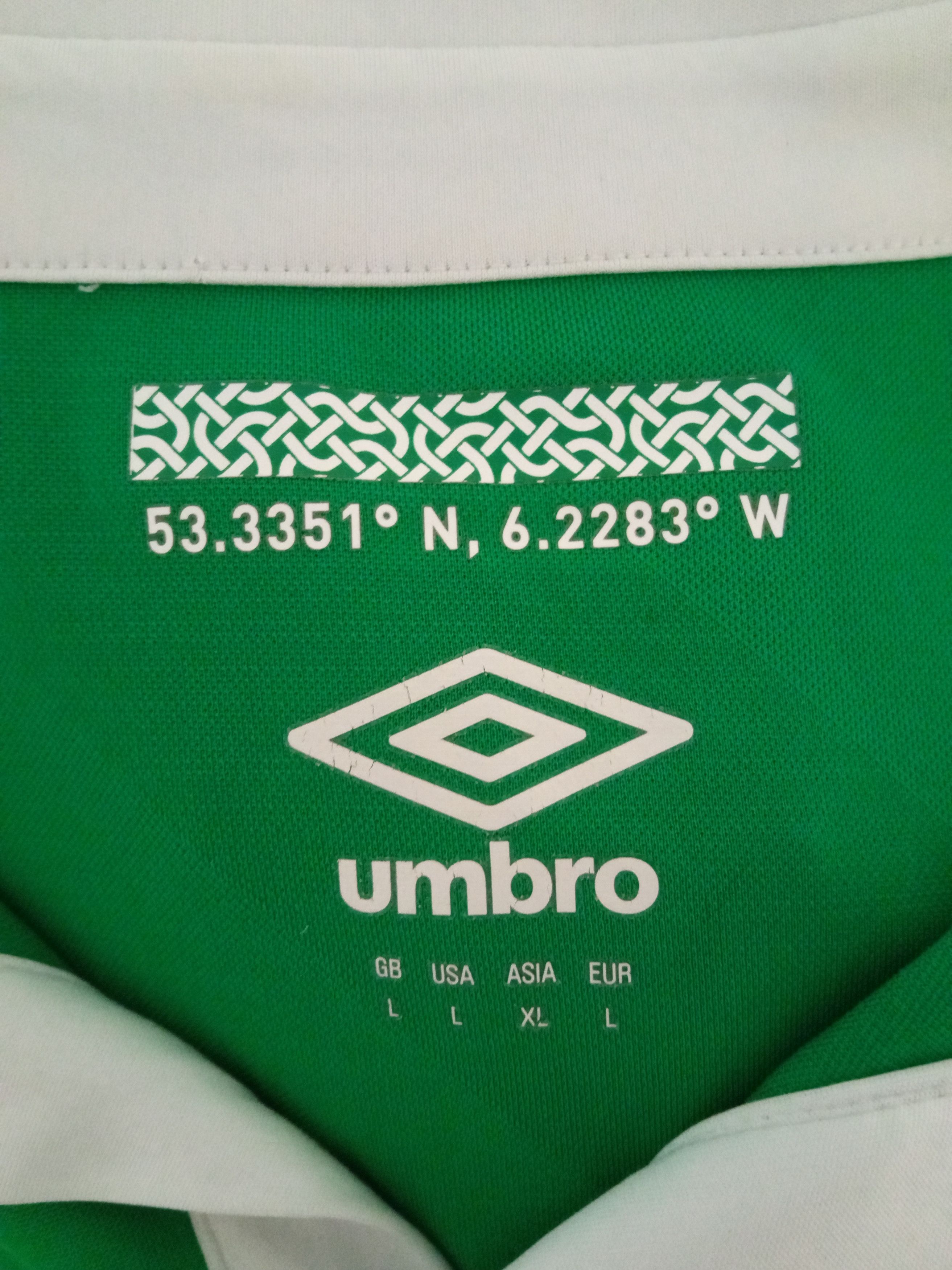 Umbro × Vintage Republic of Ireland Home football shirt 2016 - 2018 Size US L / EU 52-54 / 3 - 3 Thumbnail