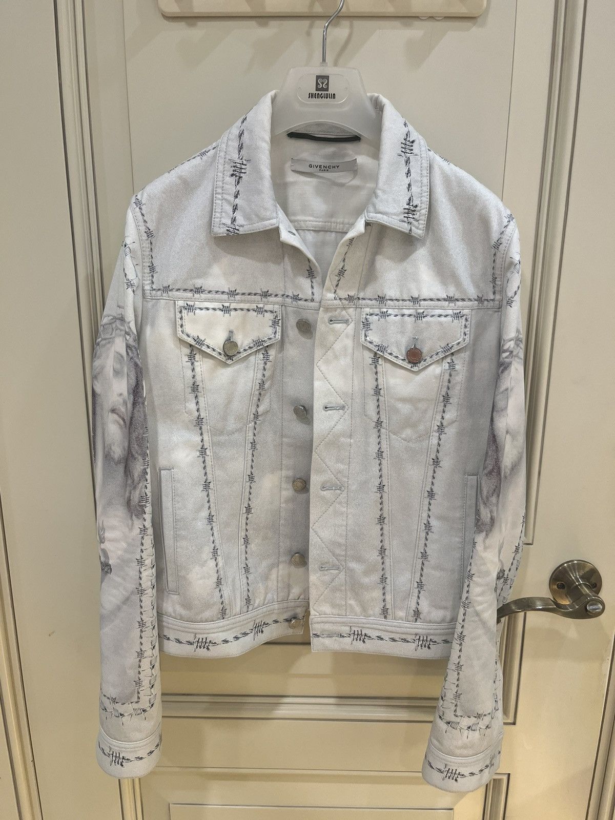 Givenchy Jesus Christ print denim jacket size S Size US S / EU 44-46 / 1 - 1 Thumbnail