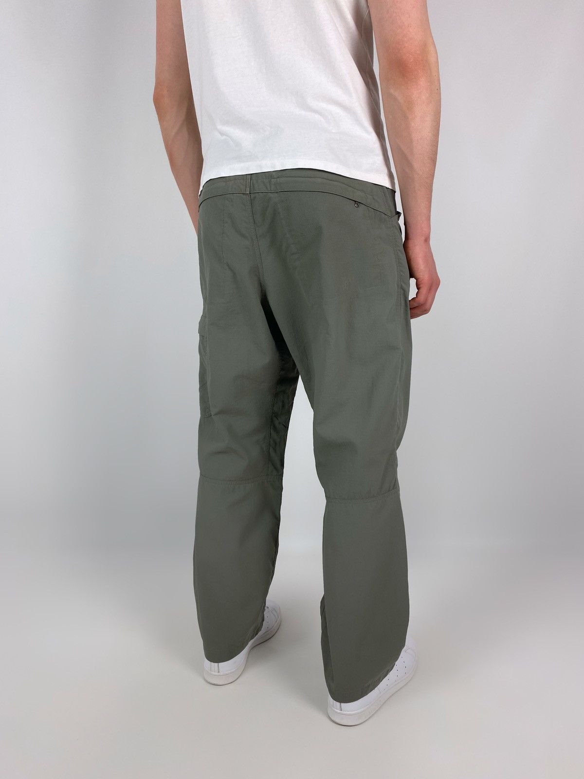 Patagonia 2000’s Distressed Patagonia Ripstop Nylon Hiking Pants Size US 36 / EU 52 - 2 Thumbnail