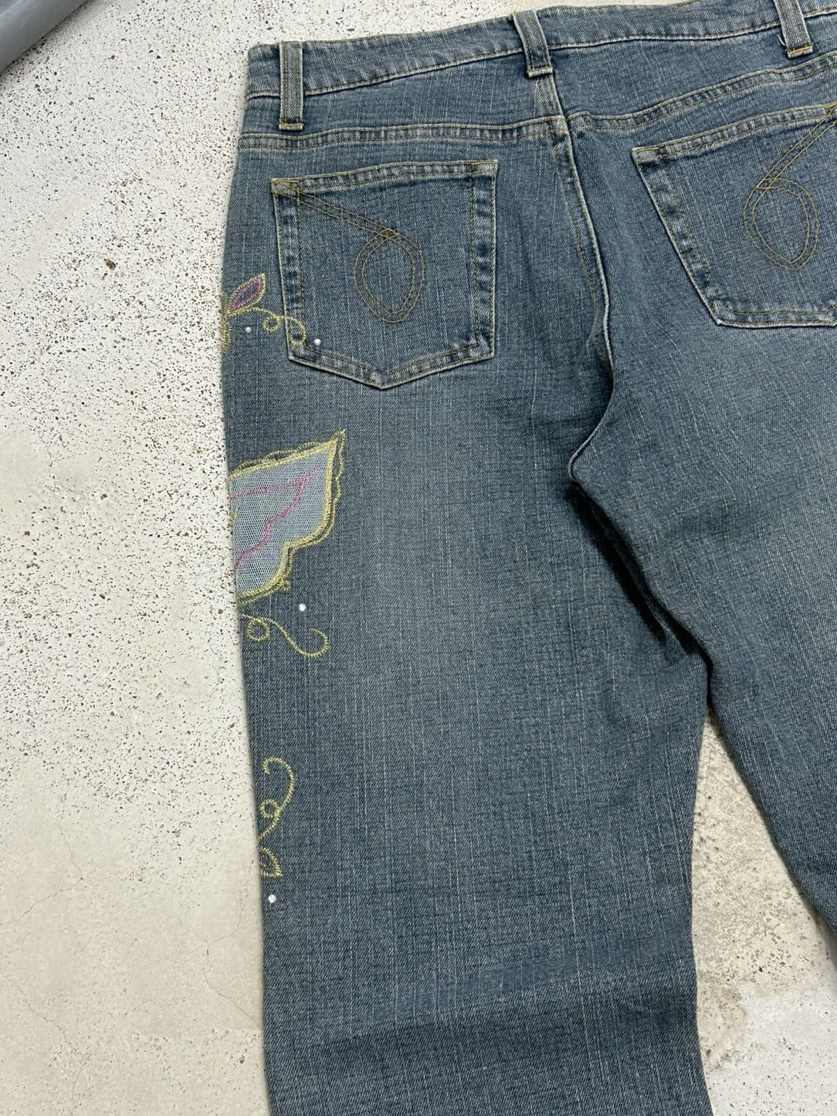 Le Grande Bleu (L.G.B.) Flared Embroidered Jeans Design Flower Size 27" / US 4 / IT 40 - 10 Thumbnail