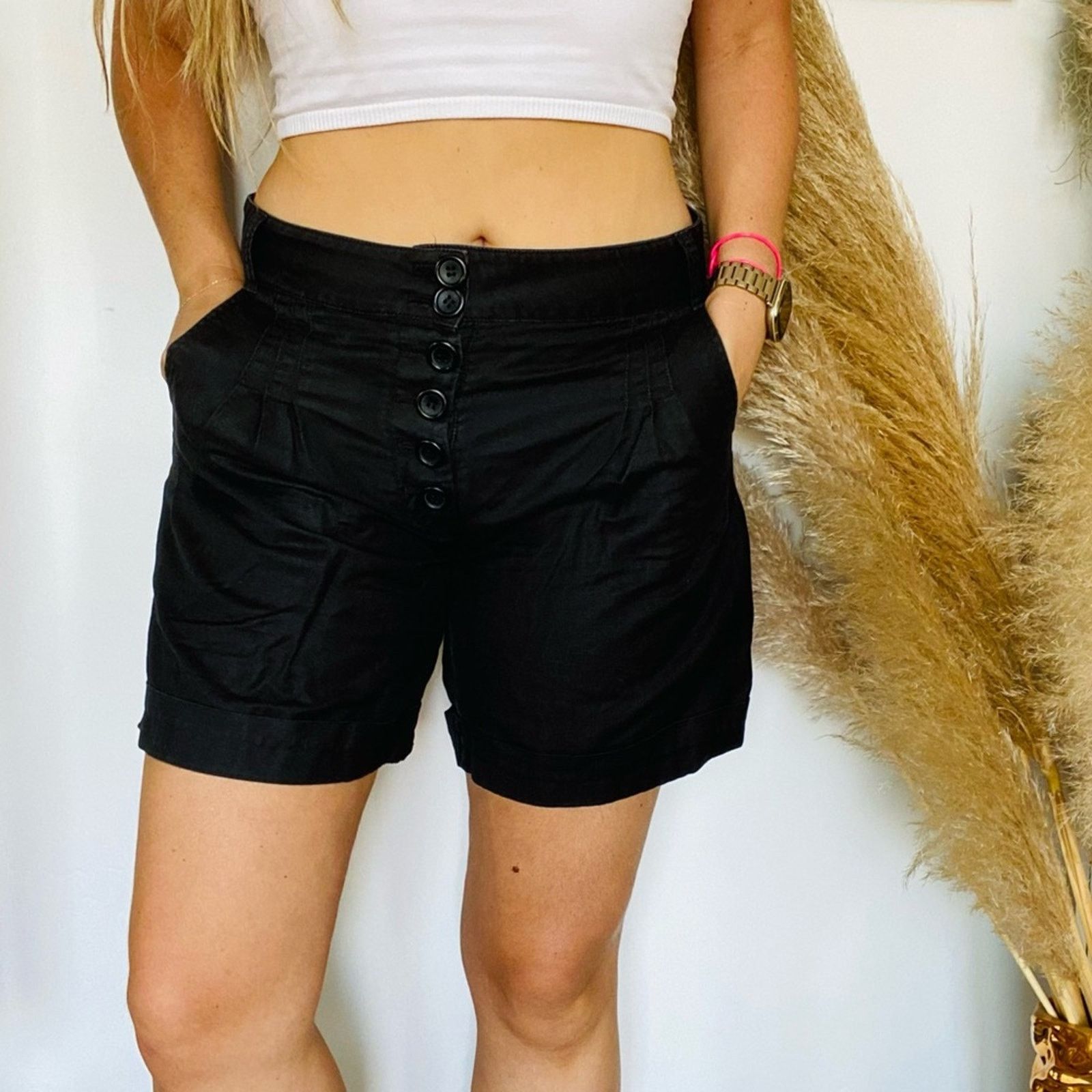 Vintage VINTAGE H&M Y2K Black High Rise Button Fly Shorts Bermuda Size 32" / US 10 / IT 46 - 1 Thumbnail