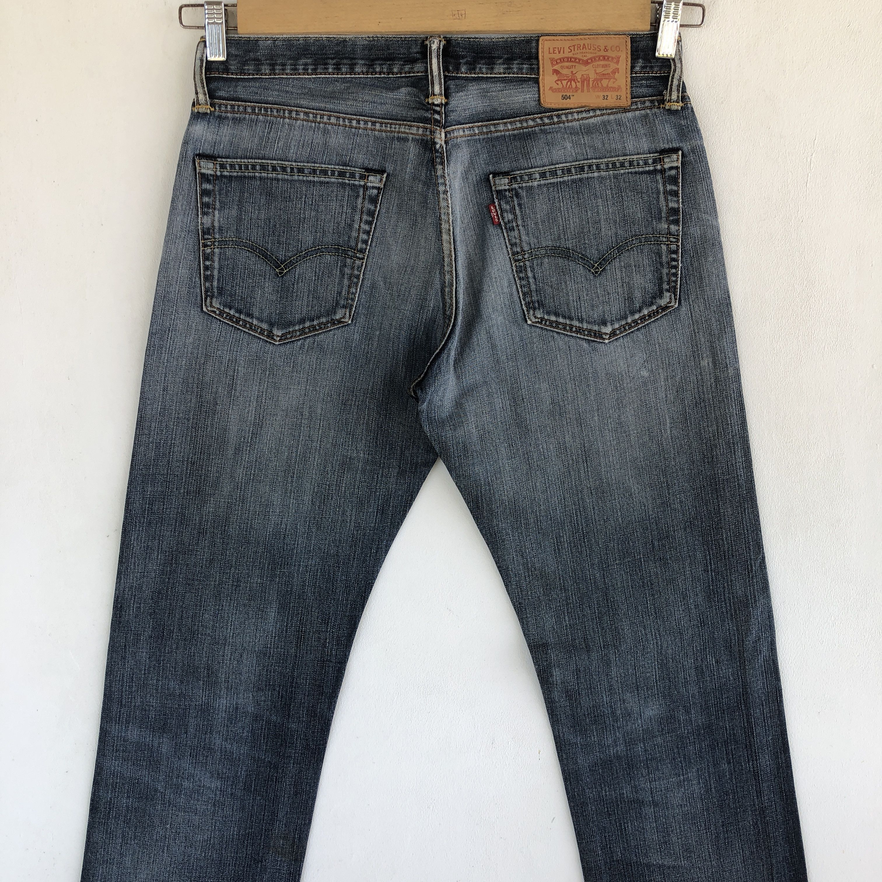 Levi's Vintage Levis Faded Jeans Distressed Levis 504 Denim Size US 32 / EU 48 - 4 Thumbnail