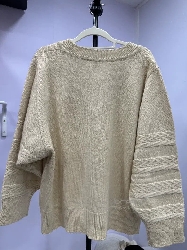 Hermes Hermes Beige Cashmere Knit Sweater, 100% Cashmere Size XS / US 0-2 / IT 36-38 - 2 Thumbnail