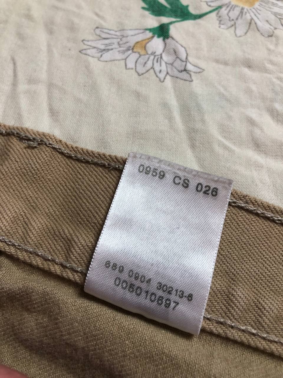Levi's Levi Strauss 501 Relaxed Tan No Rips Stains EUC Size US 34 / EU 50 - 14 Thumbnail