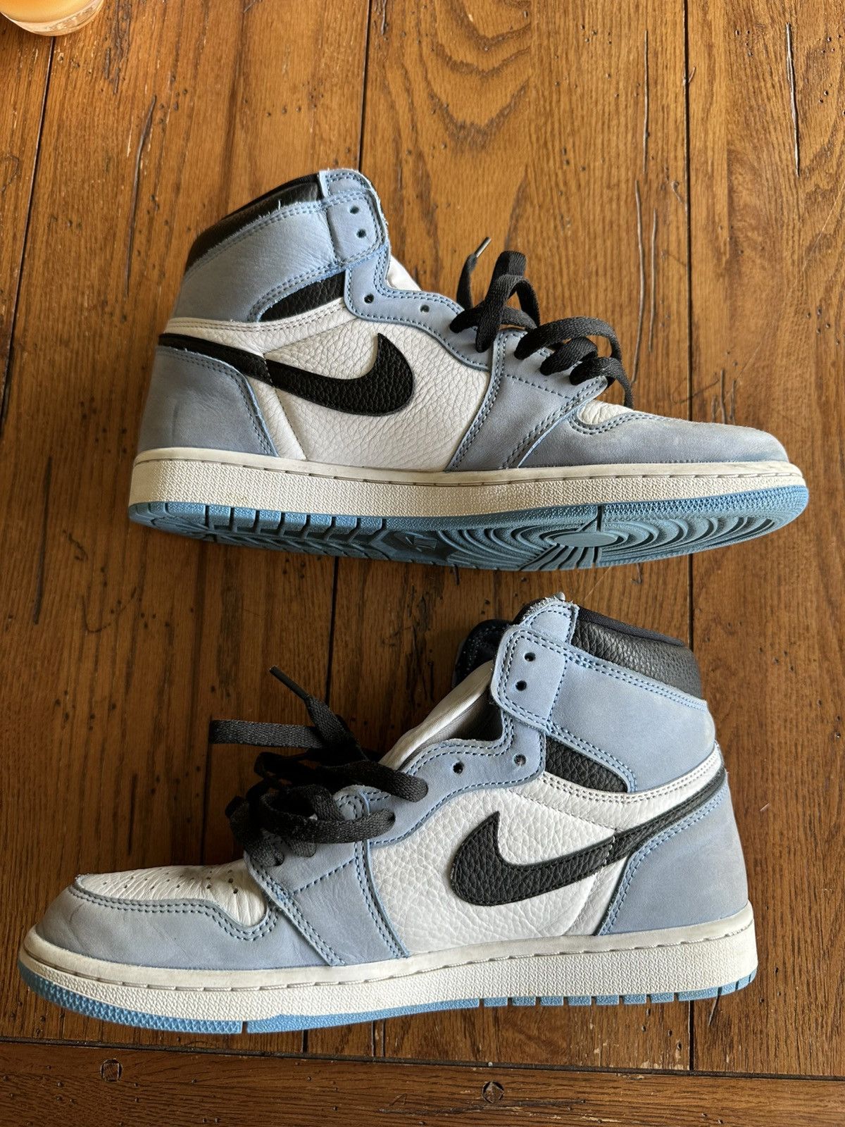 Jordan Brand Jordan 1 UNC Highs Size US 10.5 / EU 43-44 - 2 Thumbnail