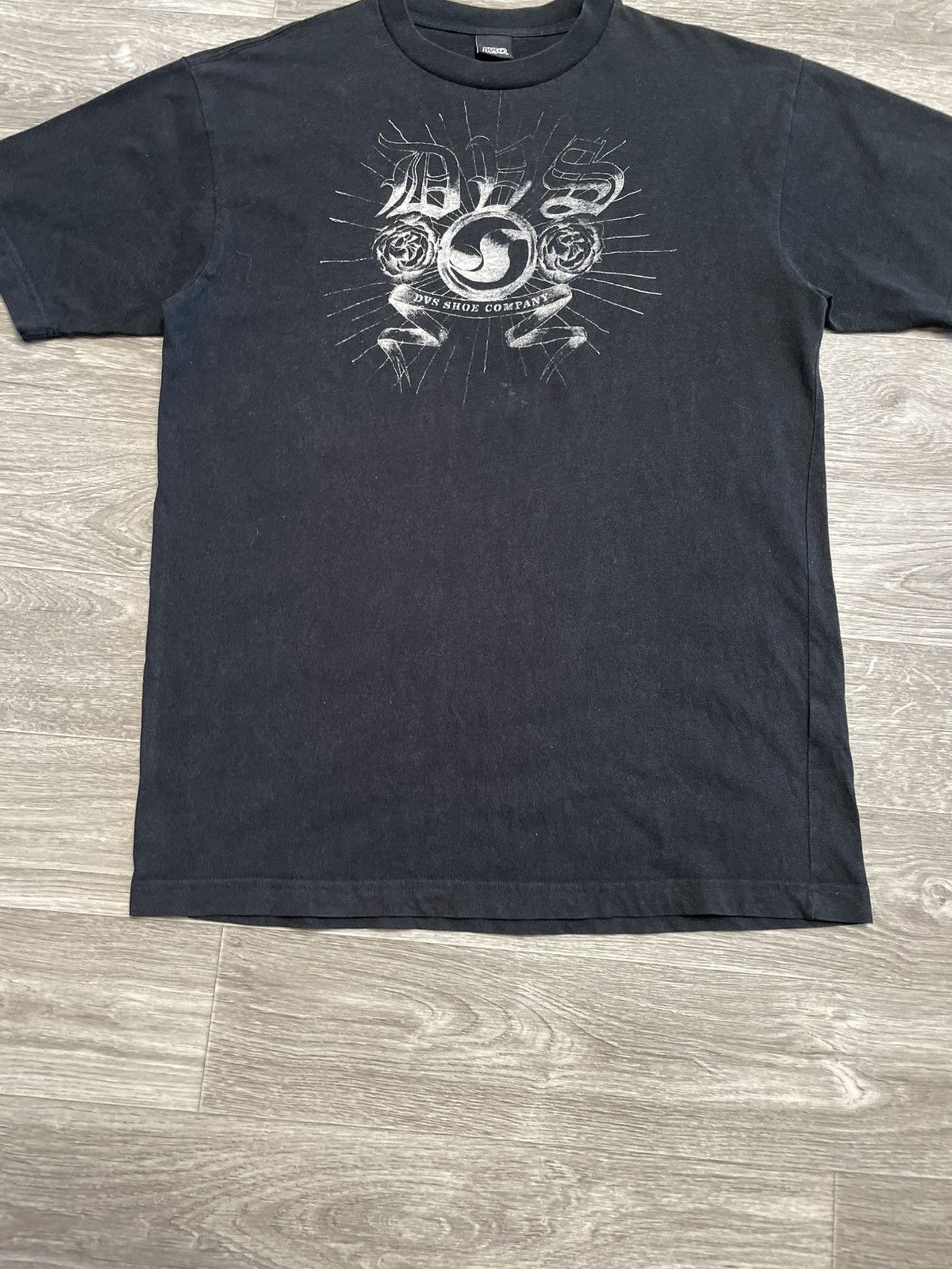 DVS Vintage DVS Shoe SK8 T-Shirt Size US L / EU 52-54 / 3 - 3 Thumbnail