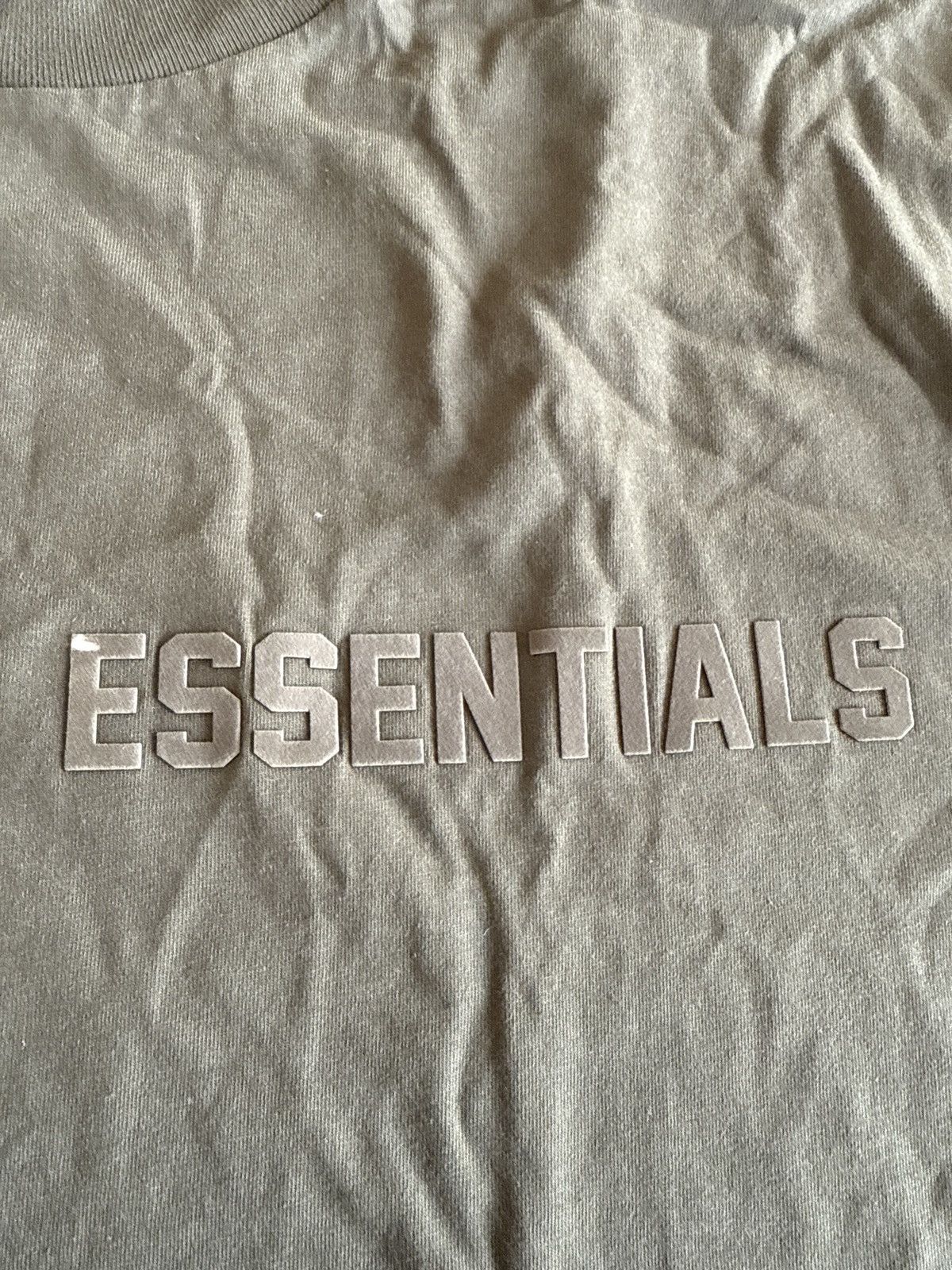 Essentials Charcoal XL essentials shirt w/bag Size US XL / EU 56 / 4 - 2 Thumbnail