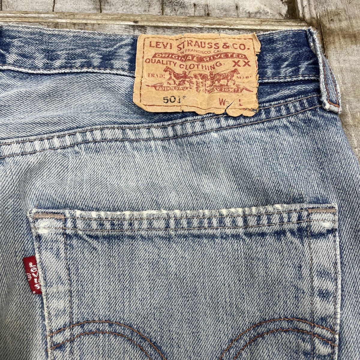 Levi's × Vintage Vintage Levis 501 Distressed Light Wash wc 377 Size US 31 - 12 Thumbnail