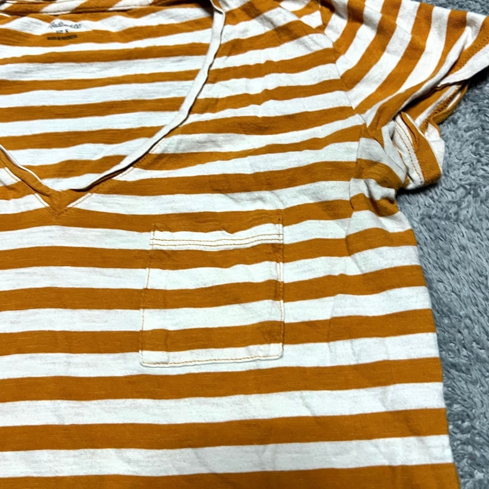 Madewell Madewell T-Shirt Shirt Womens Small Striped Mustard Yellow Short Sleeve V-Neck Tee S Yellow Women’s Size S / US 4 / IT 40 - 2 Thumbnail