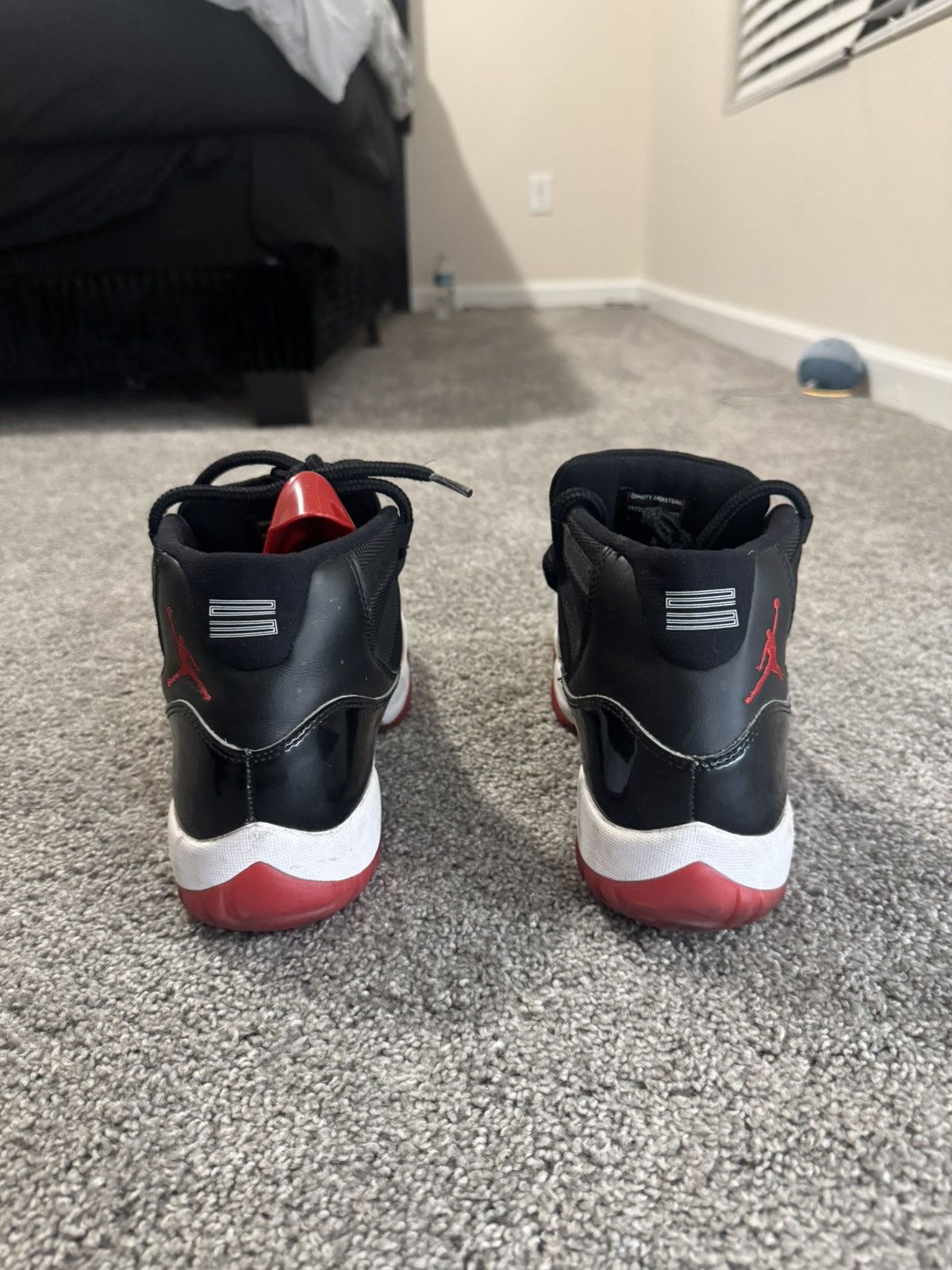 Jordan Brand Jordan 11 Bred Size US 9 / EU 42 - 5 Thumbnail