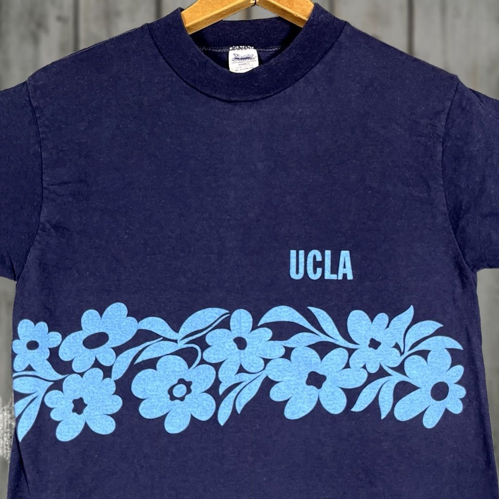 Vintage VINTAGE UCLA T Shirt Mens Small Bruins University California Los Angeles Small Blue 1970s Graphic Tee Mens Men’s shirts Bruins 70s Sportswear/Beach Size US S / EU 44-46 / 1 - 1 Thumbnail