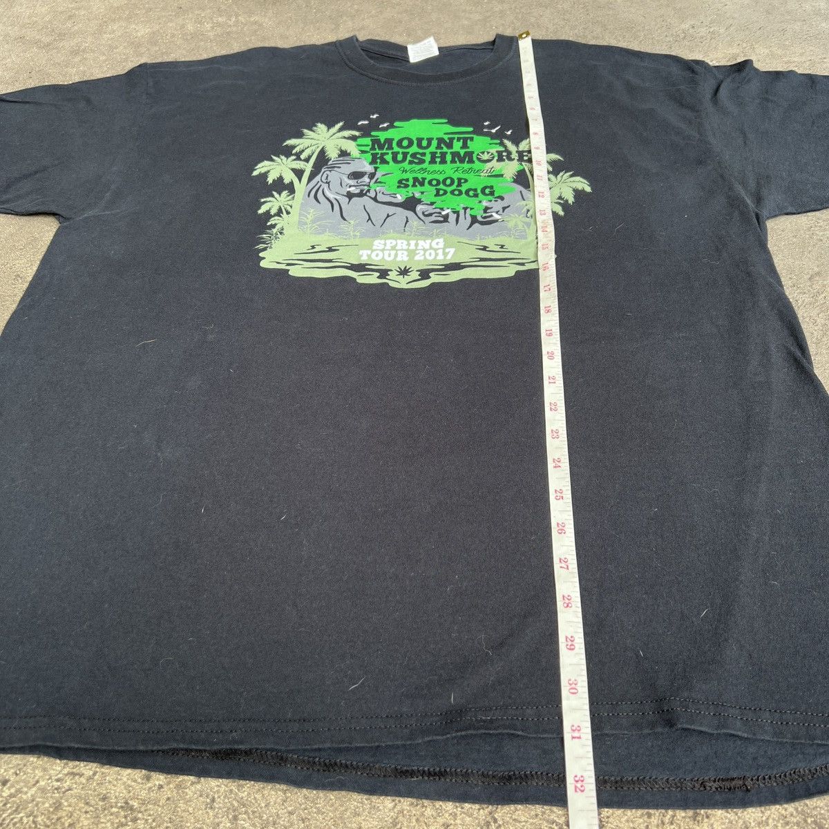 Rap Tees 2017 Snoop Dogg Mount Kushmore Tour Promo Tee 2XL Hiphop Rap Size US XXL / EU 58 / 5 - 7 Thumbnail