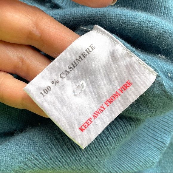 Other Lochmere Blue Cashmere Cardigan Sweater 🏴󠁧󠁢󠁳󠁣󠁴󠁿 Size S / US 4 / IT 40 - 6 Thumbnail
