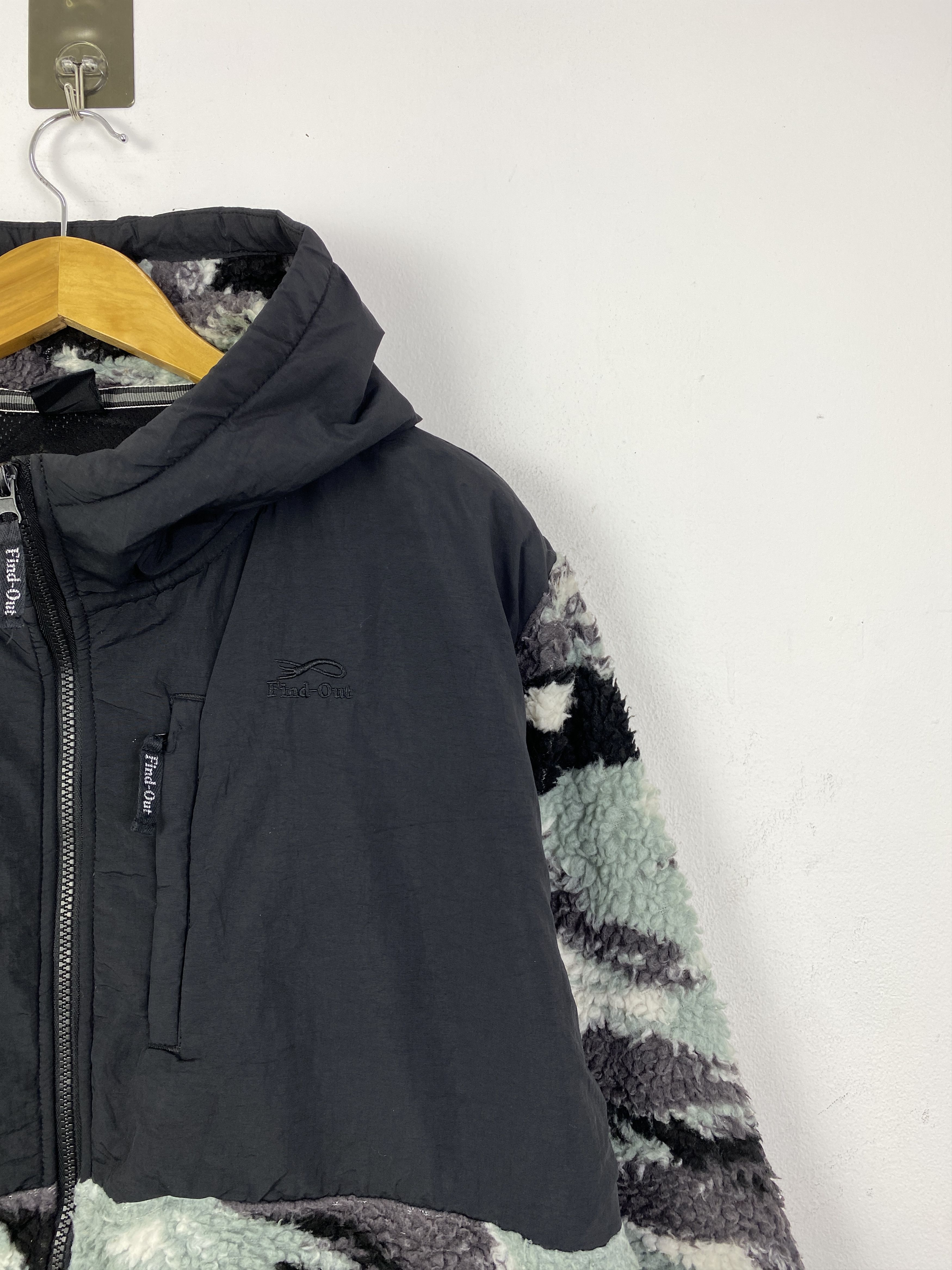 Japanese Brand Vintage Find Out Camo Sherpa Hoodie Jacket JA0236 Size US XL / EU 56 / 4 - 8 Thumbnail