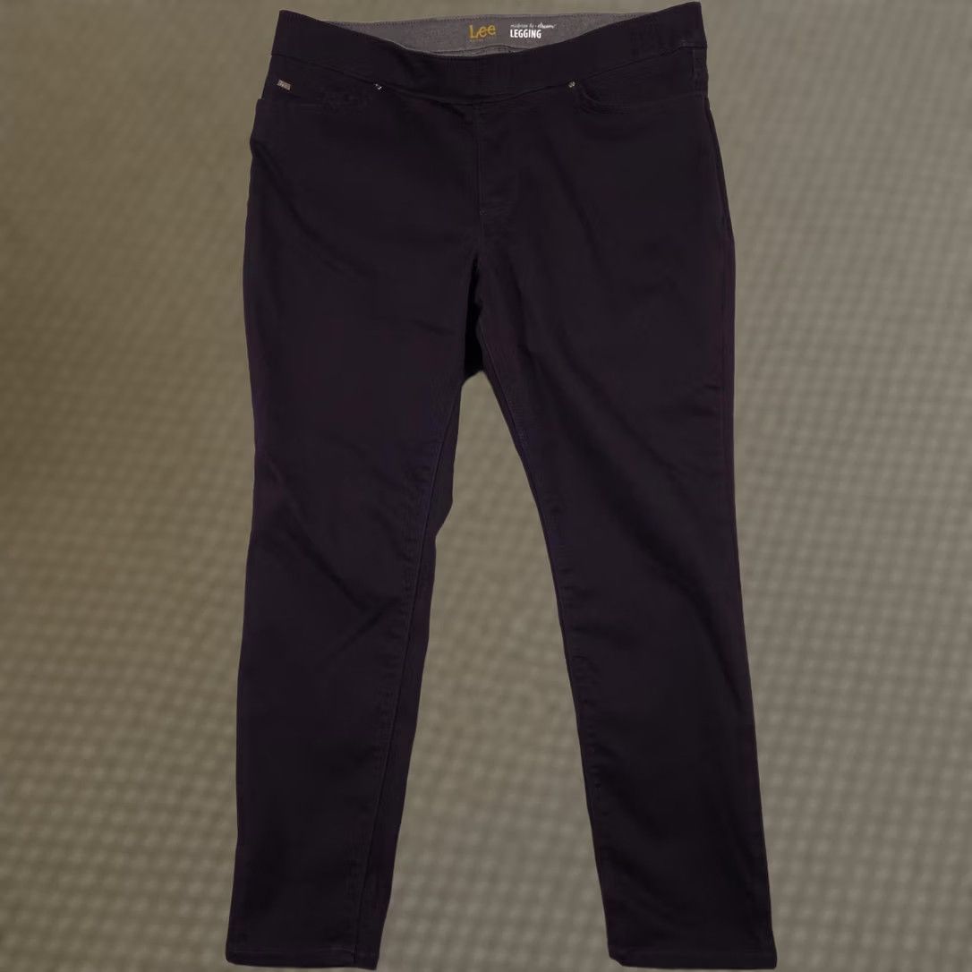 Lee VINTAGE: No Lee Leggings Womens 16 Short Purple Mid Rise Modern Series Dream Jegging Pants Womens 16 Short Purple Mid Rise Dream Legging Size 38" / US 16 / IT 52 - 1 Thumbnail