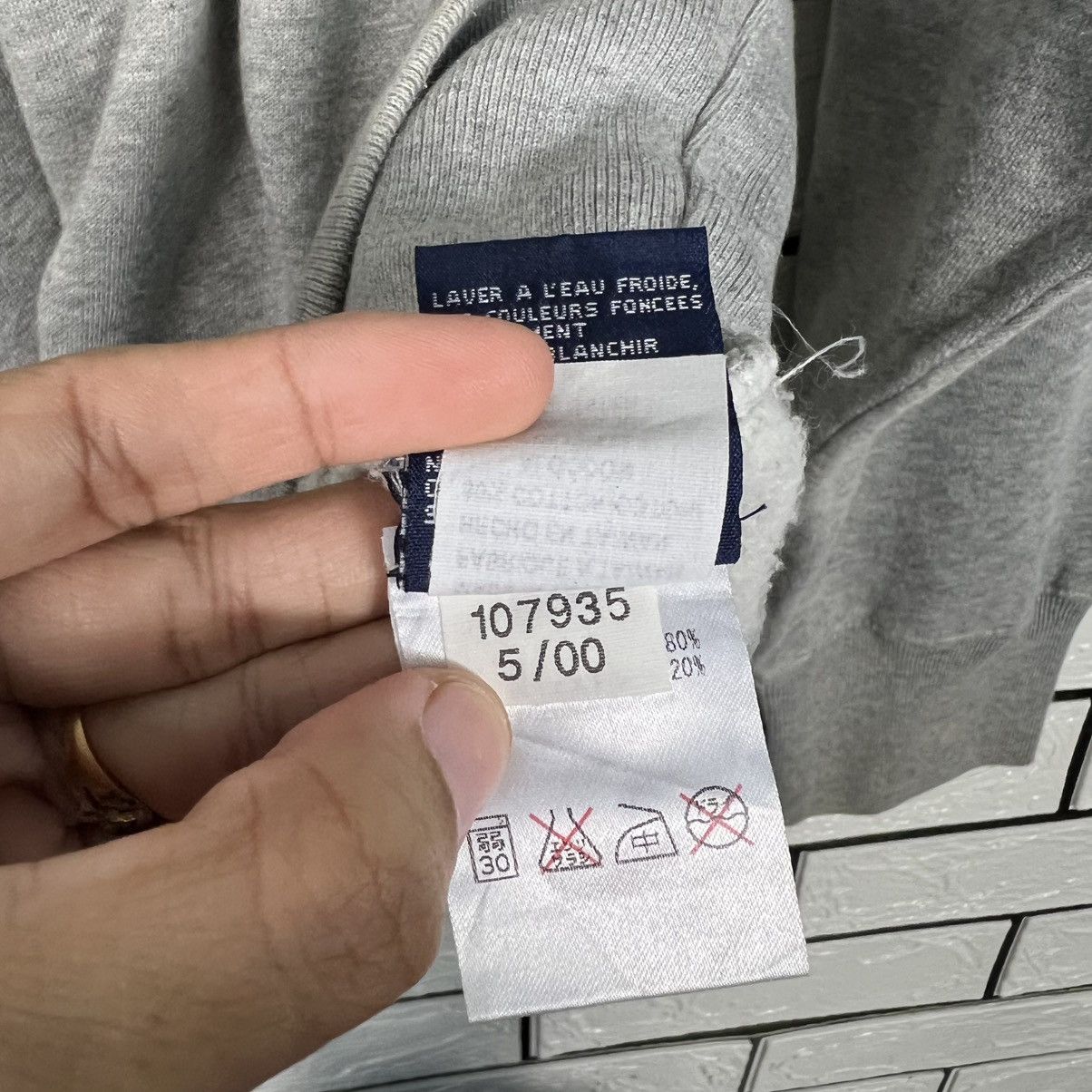 Tommy Hilfiger Y2k Vintage TOMMY HILFIGER Big Logo Sweatshirt #3943-C180 Size US M / EU 48-50 / 2 - 12 Thumbnail