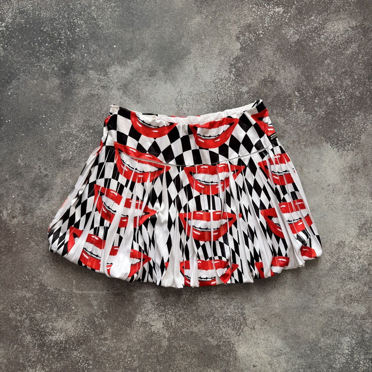 Miss Sixty Y2K Vintage Lips Printed Pleated Mini Skirt