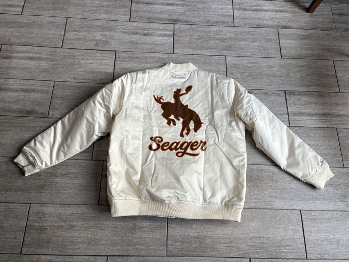 Mitchell & Ness Seager x San Diego Padres Win the West men 2XL satin jacket Size US XXL / EU 58 / 5 - 8 Thumbnail