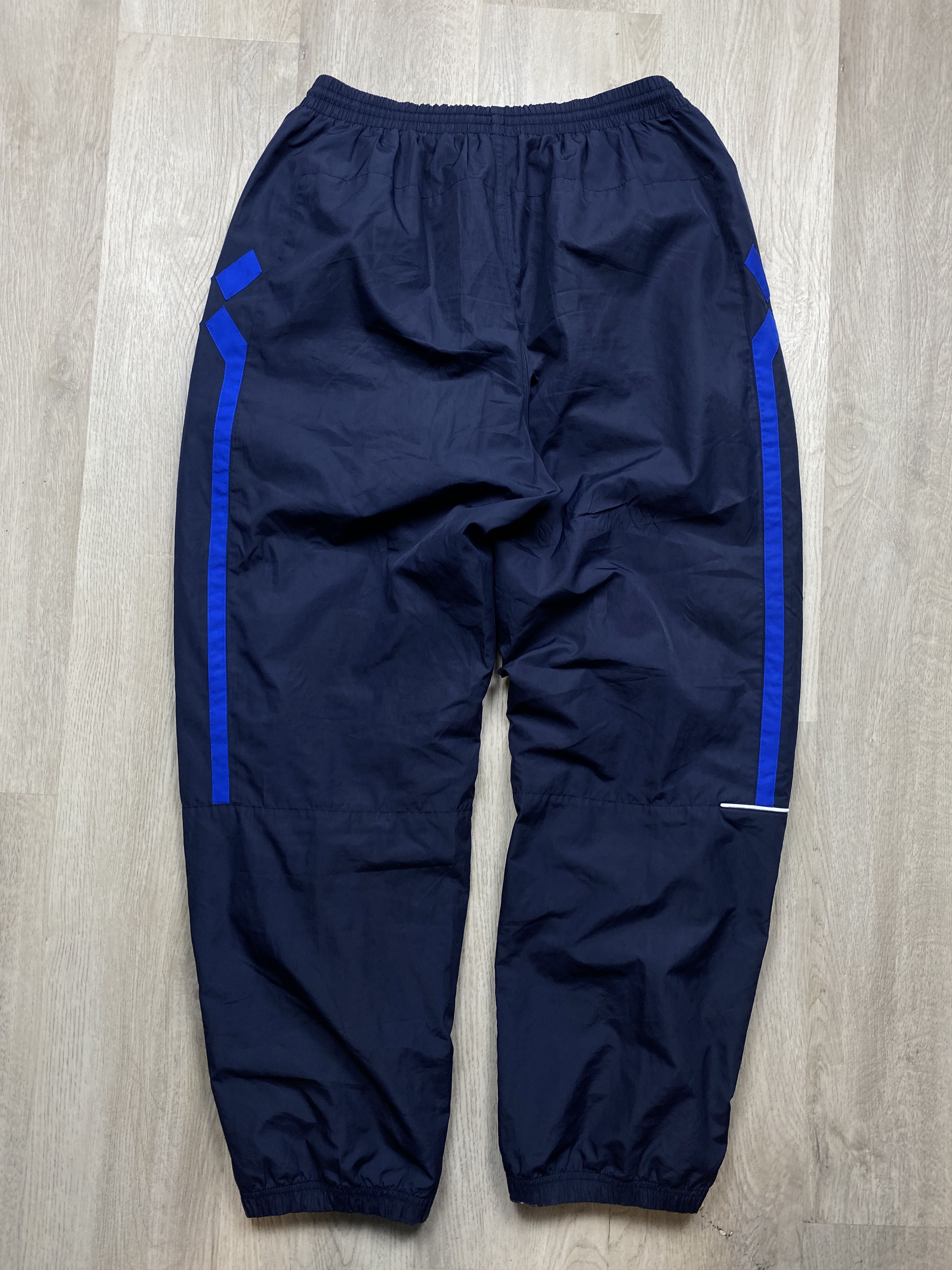 Umbro Umbro Vintage Mens Nylon Parachute Baggy Pants Drill style Size US 36 / EU 52 - 8 Thumbnail