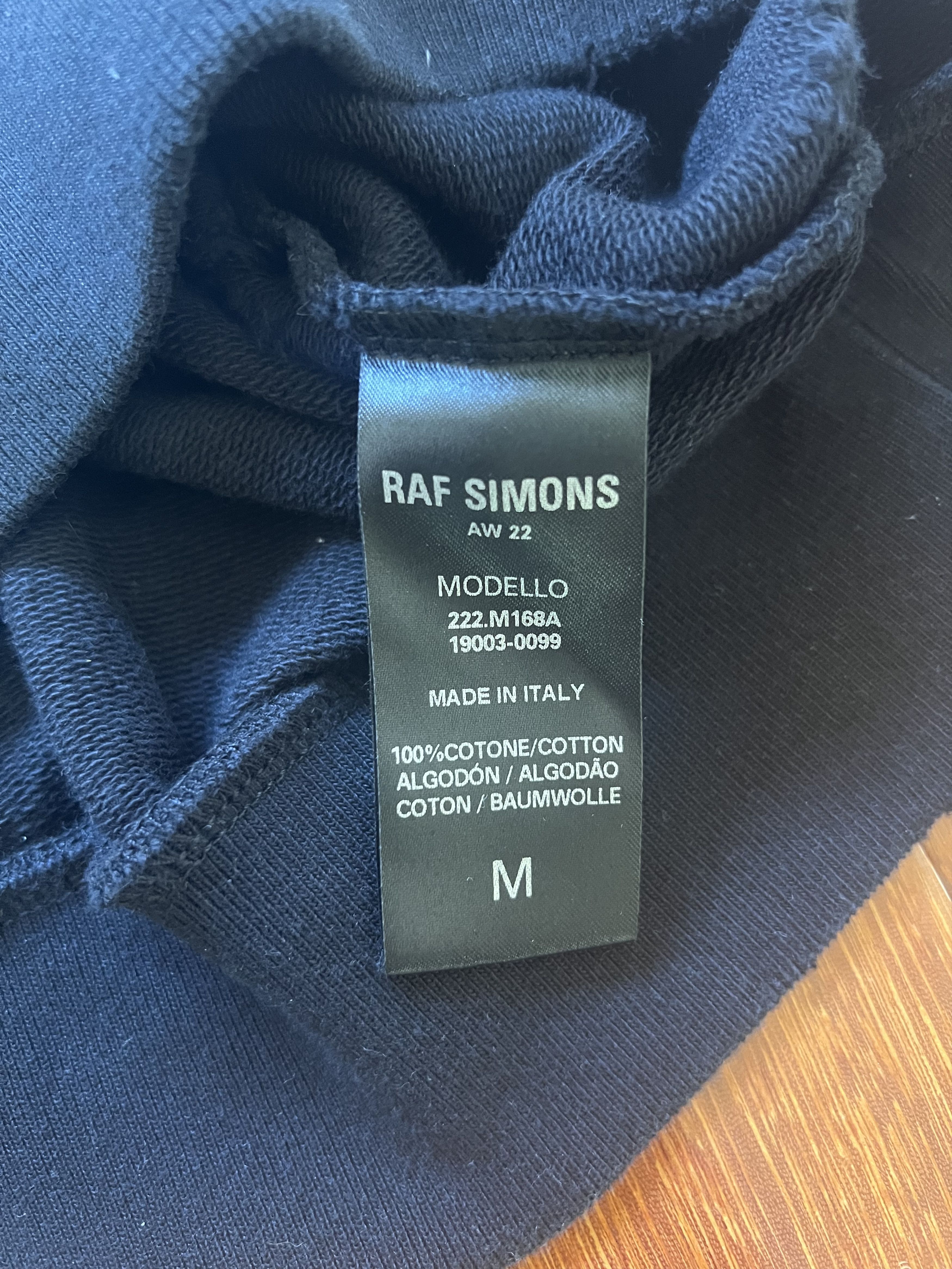 Raf Simons 💚 AW22-23 Raf Simons x Wing Shya Wong Kar Wai Crewneck NEW Size US M / EU 48-50 / 2 - 13 Thumbnail